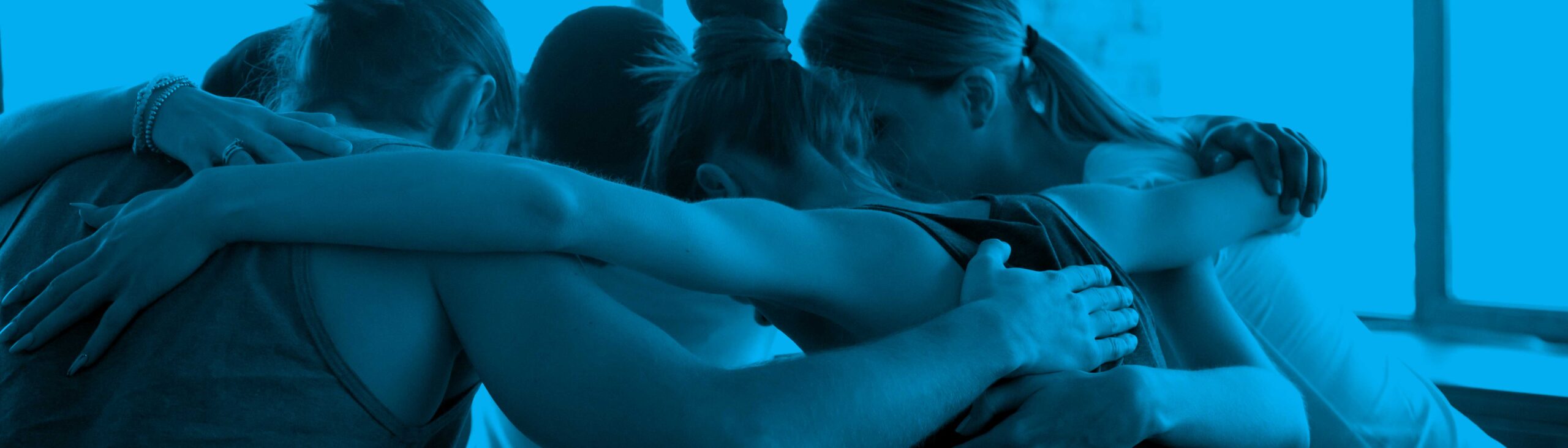 Carreras_Página_Encabezado_cian-escalado